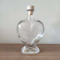 üvegpalack - szív alakú, nagy (500 ml)