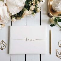 esküvői vendégkönyv - arany love felirattal, krém